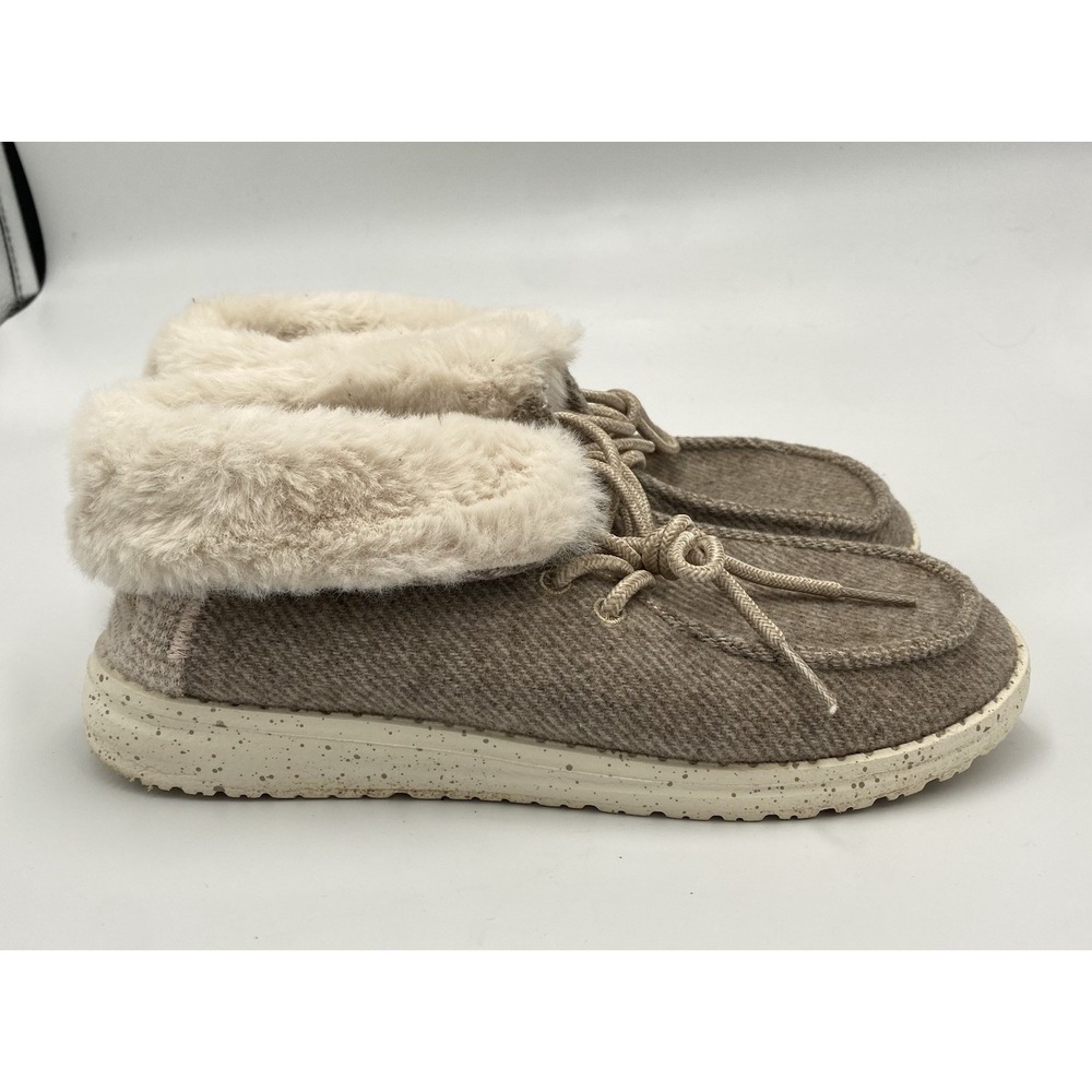 Hey Dude Women's Britt Nut‎ Lined Boot Booties Shoe Beige 6